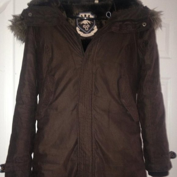 Selling a x- small Summit Parka jacket - Picture 1 of 3